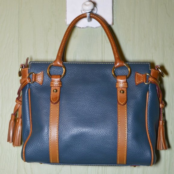 Dooney & Bourke Medium Pebble Leather Pocket Bag Teal EUC - Picture 2 of 13